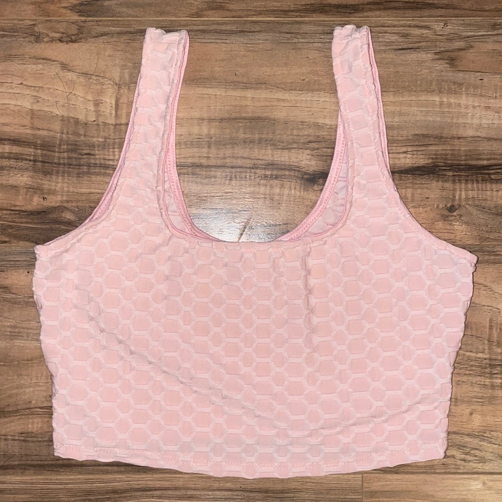✅Workout top - Picture 1 of 2